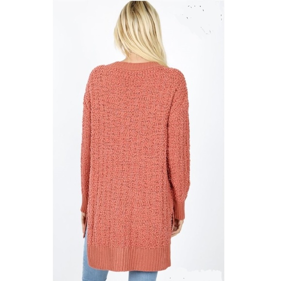 NWOT VNeck Popcorn Soft Pullover Hi-Lo Sweater, Size Large - Picture 3 of 3